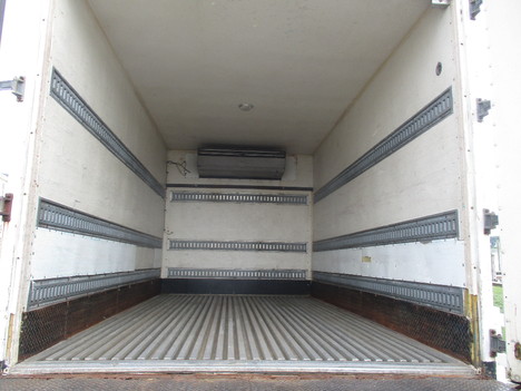 USED 1991 INTERNATIONAL 4700 REEFER TRUCK #12565-6