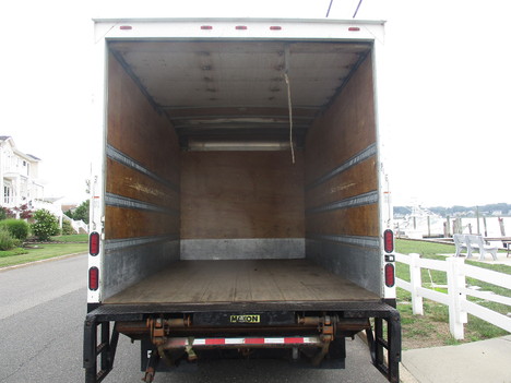 USED 2016 ISUZU NQR BOX VAN TRUCK #12566-7