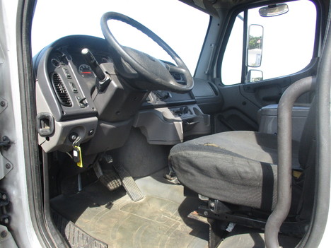 USED 2010 FREIGHTLINER M2 6X4 FLATBED TRUCK #12572-2