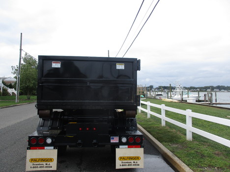 USED 2016 INTERNATIONAL 4300 HOOKLIFT TRUCK #12582-6