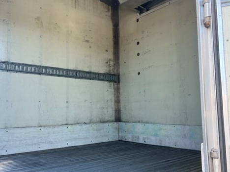 USED 2015 MORGAN 18 FT REEFER BODY TRUCK BODY #12583-4