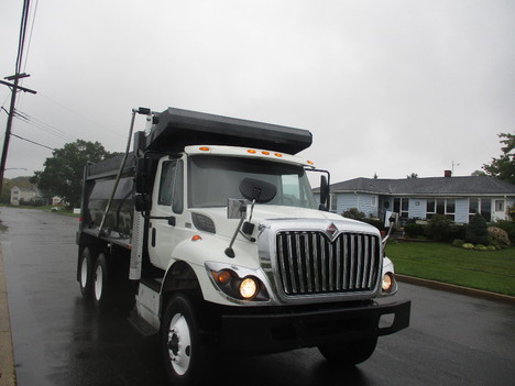 USED 2015 INTERNATIONAL 7400 DUMP TRUCK #12586-5