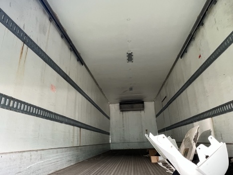 USED 2015 MORGAN 26 FT REEFER BODY TRUCK BODY #12588-8