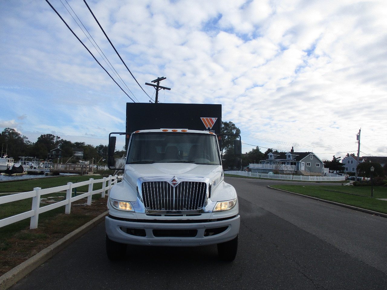 USED 2017 INTERNATIONAL 4300 ATTENUATOR TRUCK FOR SALE IN IN NEW JERSEY