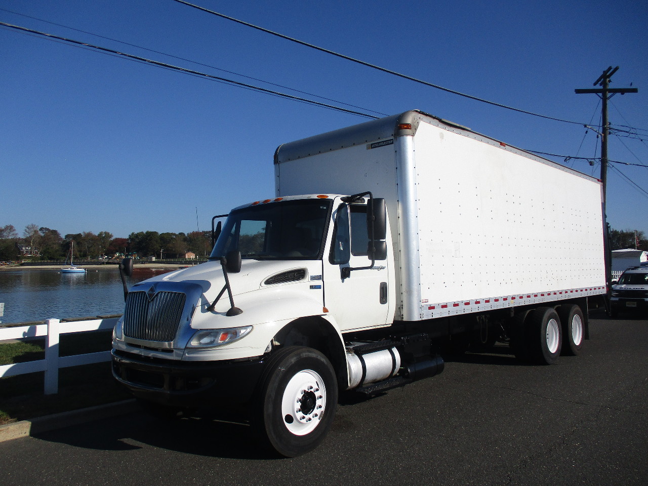 USED 2014 INTERNATIONAL 4400 6 X 4 BOX VAN TRUCK #12602