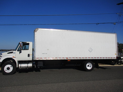 USED 2016 INTERNATIONAL 4300 BOX VAN TRUCK #12603-4