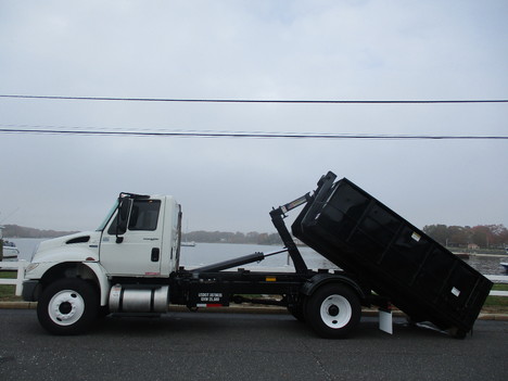 USED 2012 INTERNATIONAL 4300 HOOKLIFT TRUCK #12611-7