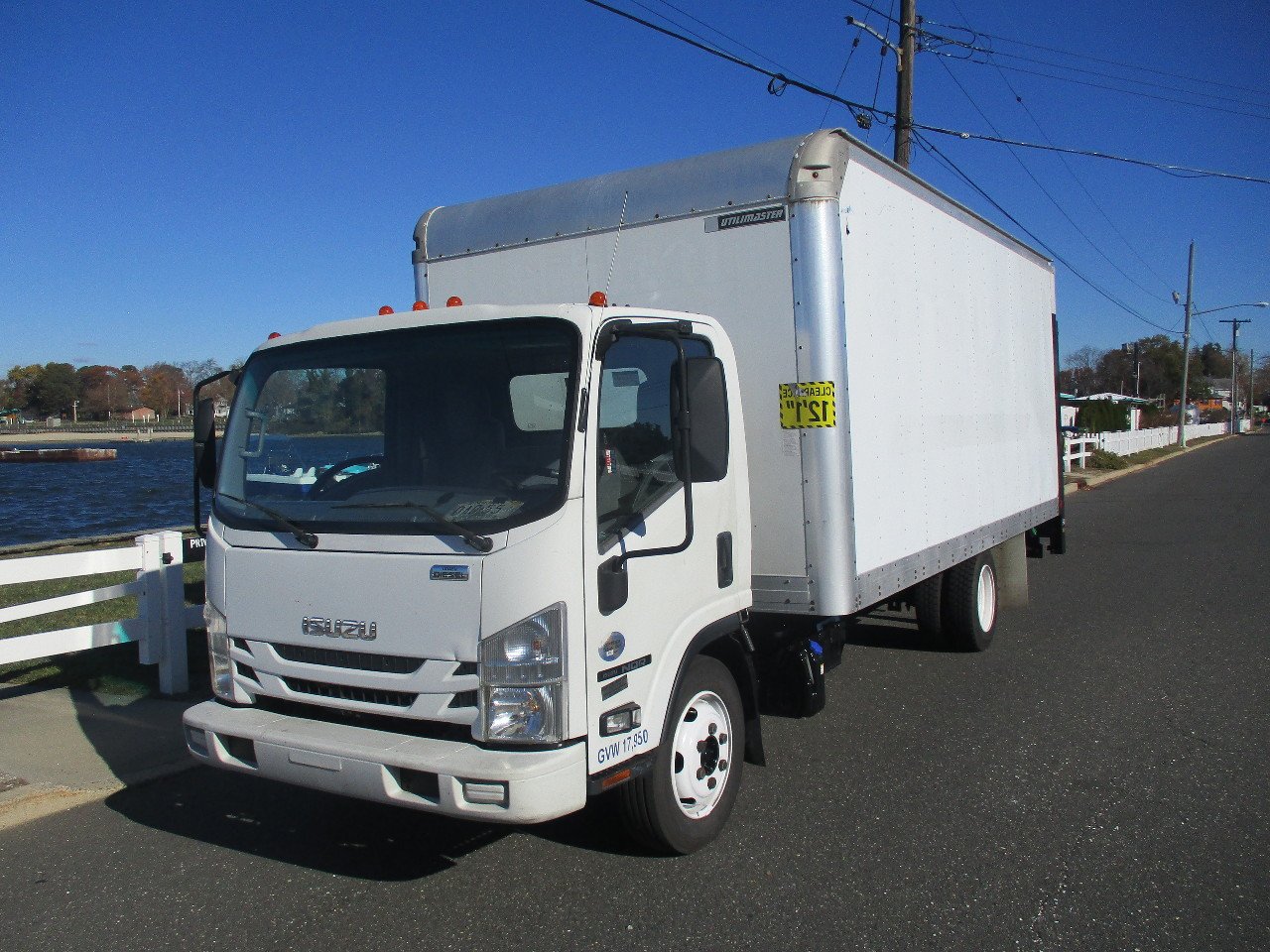 USED 2018 ISUZU NQR BOX VAN TRUCK #12617