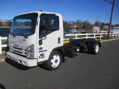 USED 2017 ISUZU NRR HOOKLIFT TRUCK #12618-1