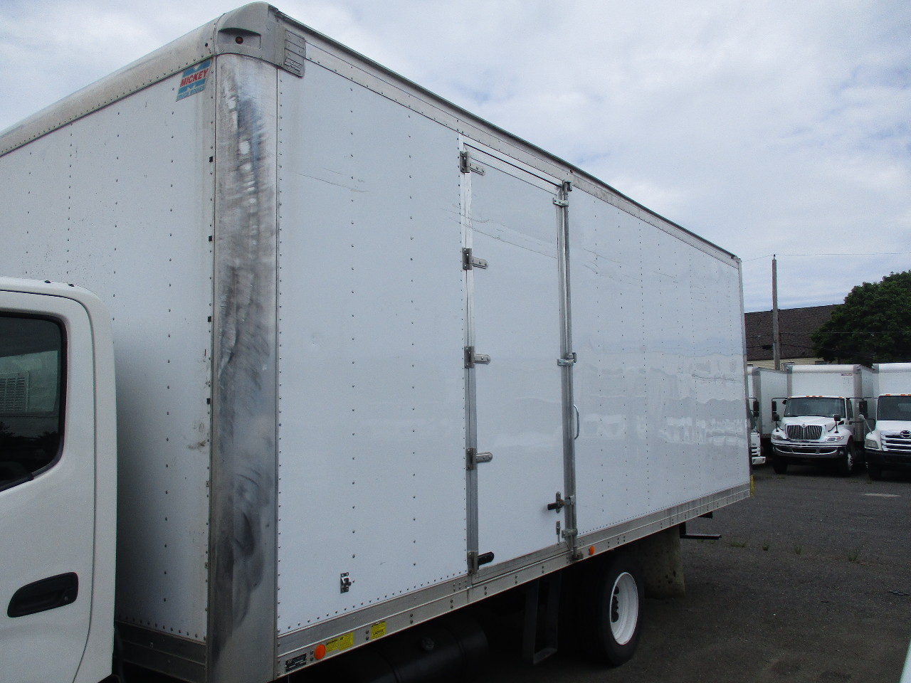MICKEY TRUCK BODIES 22 FT VAN BODY FOR SALE 12737