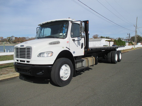 2018 FREIGHTLINER M2 Flatbed Truck #13024 2018 FREIGHTLINER M2 Flatbed Truck #13024