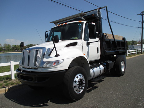 2017 INTERNATIONAL 4300 Dump Truck #13074