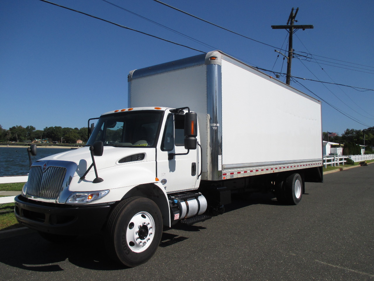 2019 INTERNATIONAL MV-607 Box Van Truck #1 2019 INTERNATIONAL MV-607 Box Van Truck #1