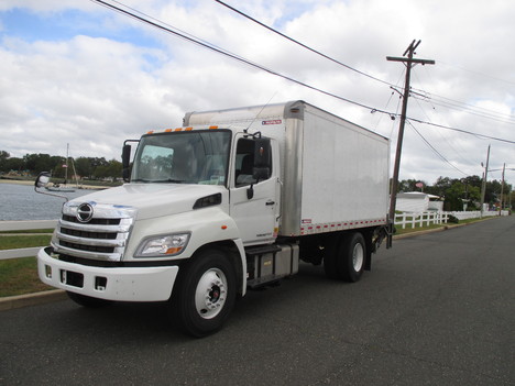 2019 HINO 338 Box Van Truck #13136 2019 HINO 338 Box Van Truck #13136