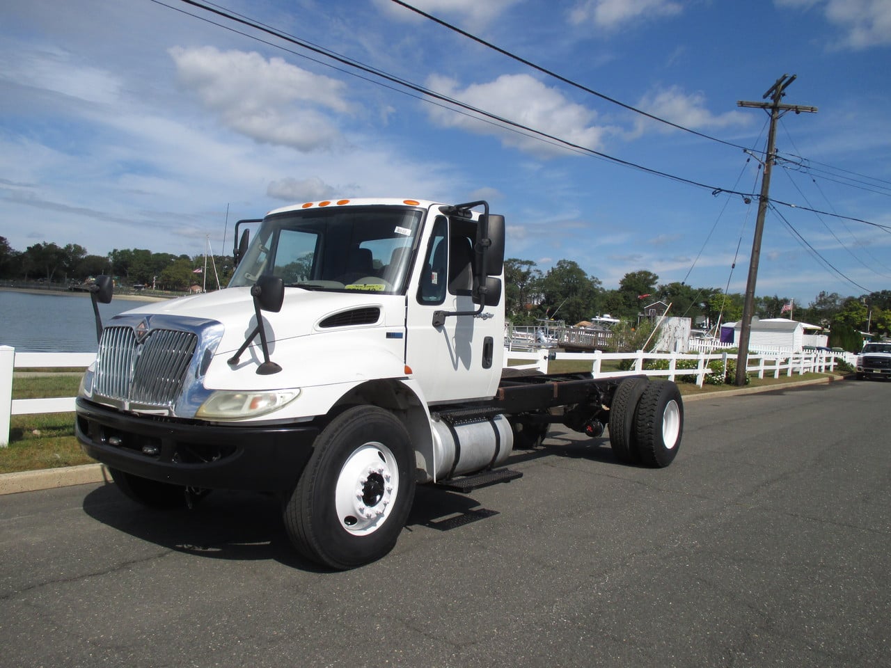 2012 INTERNATIONAL 4300 Cab Chassis Truck #1 2012 INTERNATIONAL 4300 Cab Chassis Truck #1