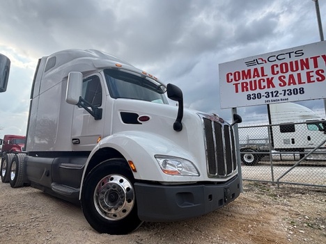 2021 PETERBILT 579 Tandem Axle Sleeper