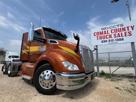 2020 KENWORTH T680 Tandem Axle Sleeper