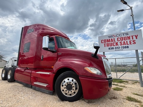 2019 INTERNATIONAL LT Tandem Axle Sleeper