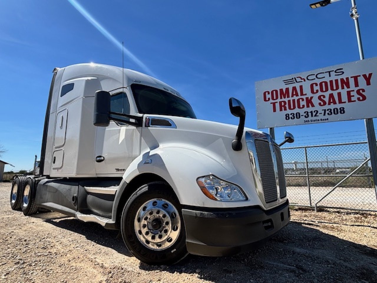 2019 KENWORTH T680 Tandem Axle Sleeper #1 2019 KENWORTH T680 Tandem Axle Sleeper #1