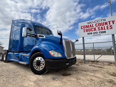 2019 KENWORTH T680 Tandem Axle Sleeper