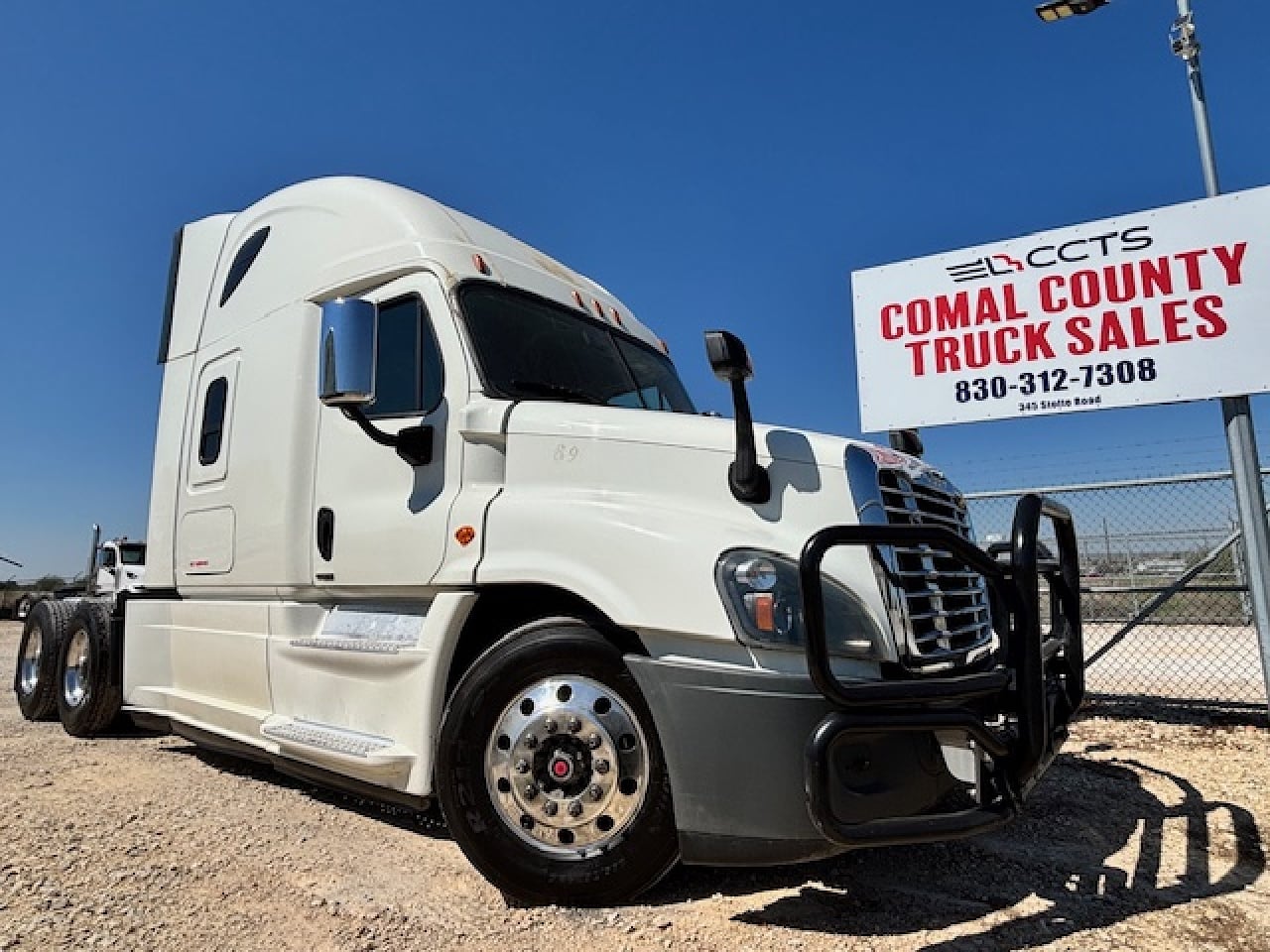 2017 FREIGHTLINER CASCADIA 125 Tandem Axle Sleeper #1 2017 FREIGHTLINER CASCADIA 125 Tandem Axle Sleeper #1
