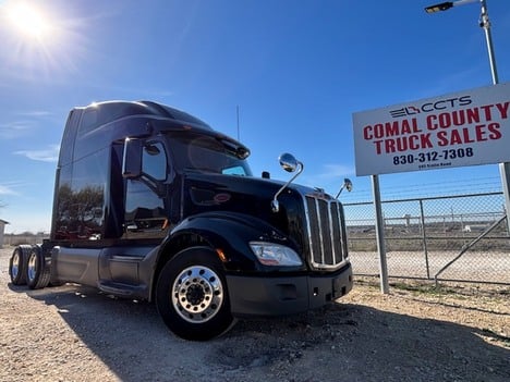 2020 PETERBILT 579 Tandem Axle Sleeper #1239 2020 PETERBILT 579 Tandem Axle Sleeper #1239