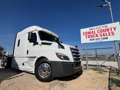 2020 FREIGHTLINER CASCADIA 126 Tandem Axle Sleeper #1246
