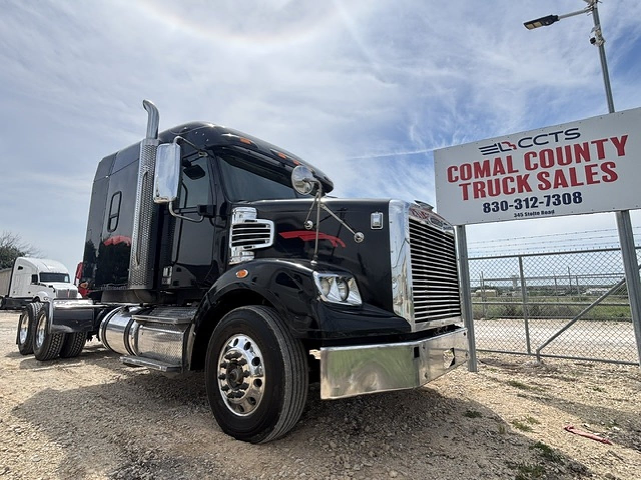 2016 FREIGHTLINER 122SD CORONADO Tandem Axle Sleeper #1 2016 FREIGHTLINER 122SD CORONADO Tandem Axle Sleeper #1