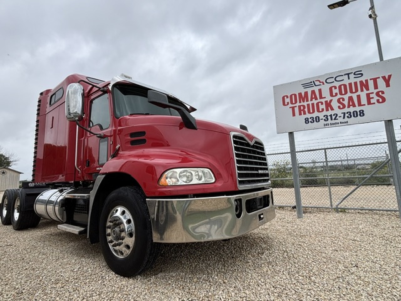 2018 MACK CXU613 Tandem Axle Sleeper #1 2018 MACK CXU613 Tandem Axle Sleeper #1