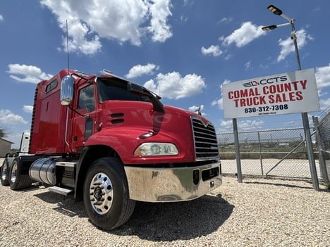 2018 MACK CXU613 Tandem Axle Sleeper #1288 2018 MACK CXU613 Tandem Axle Sleeper #1288