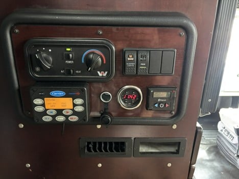 https://www.imanpro.net/pub/co/ccts/photo/1291/TH_21.jpg?20260805140527