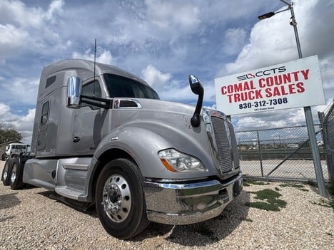 2019 KENWORTH T680 Tandem Axle Sleeper #1307 2019 KENWORTH T680 Tandem Axle Sleeper #1307