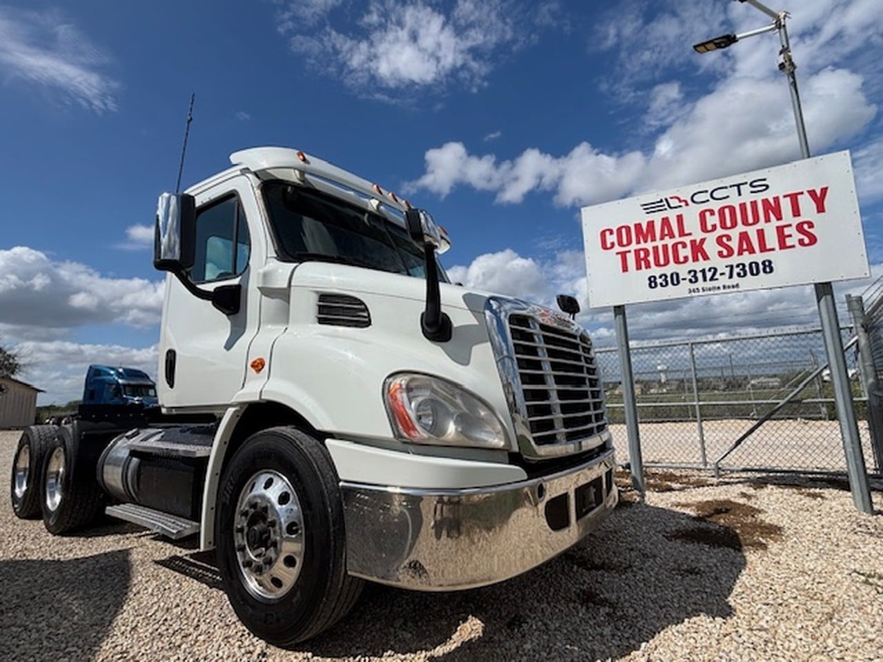 2016 FREIGHTLINER CASCADIA Tandem Axle Sleeper #1 2016 FREIGHTLINER CASCADIA Tandem Axle Sleeper #1
