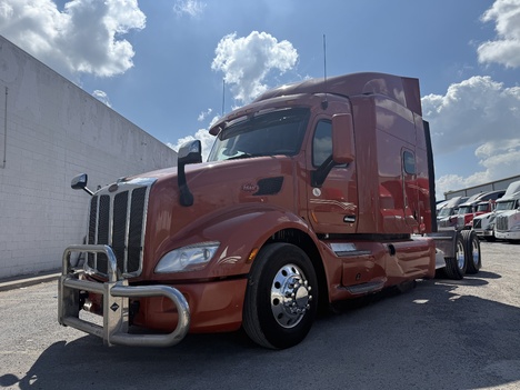2019 PETERBILT 579 Sleeper #1188