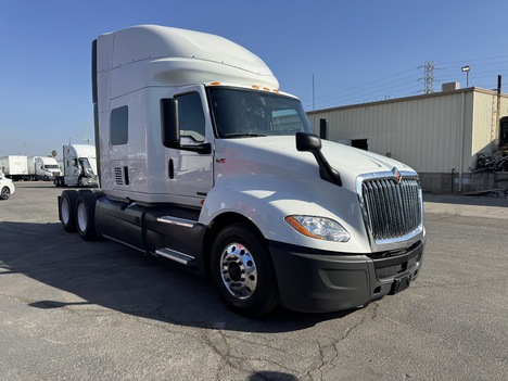 2022 INTERNATIONAL LT625 Sleeper