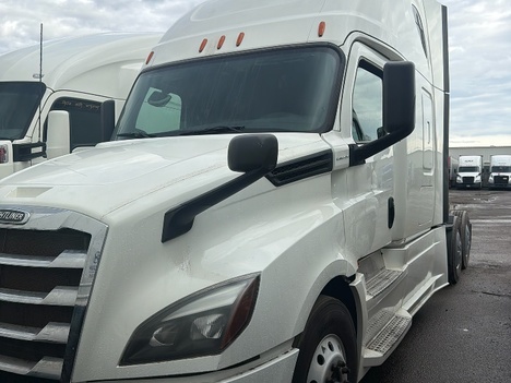 2024-freightliner-cascadia-pt126064st-sleeper #1453