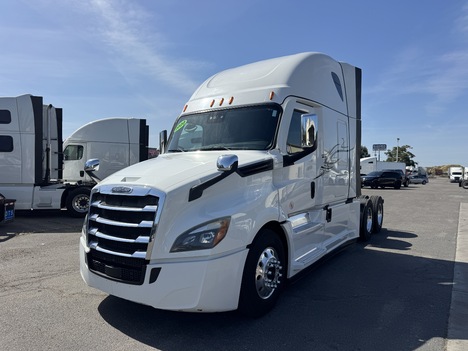 2020-freightliner-cascadia-sleeper #1494