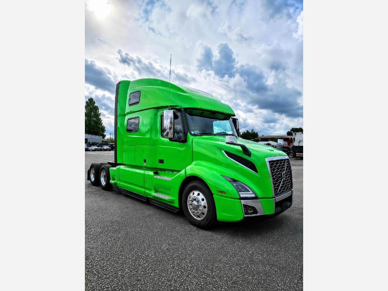 2024 VOLVO VNL760 Sleeper #1 2024 VOLVO VNL760 Sleeper #1