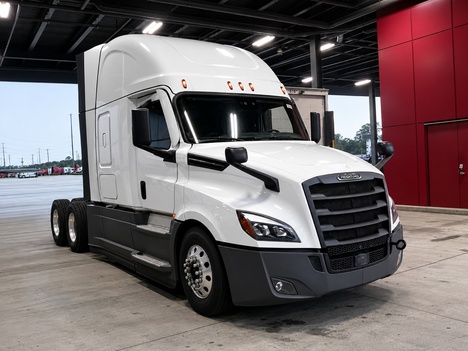2023 FREIGHTLINER CASCADIA PT126064ST Sleeper #1508