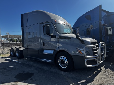 2021-freightliner-cascadia-pt126064st-sleeper #1517