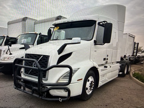 2020 VOLVO VNL640 Sleeper #1532
