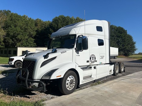 2023-volvo-vnl760-sleeper #1567