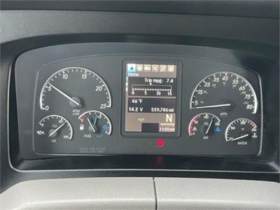 USED 2018 FREIGHTLINER CASCADIA 126 SLEEPER TRUCK #$vid