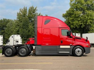 USED 2020 FREIGHTLINER CASCADIA 126 SLEEPER TRUCK #$vid