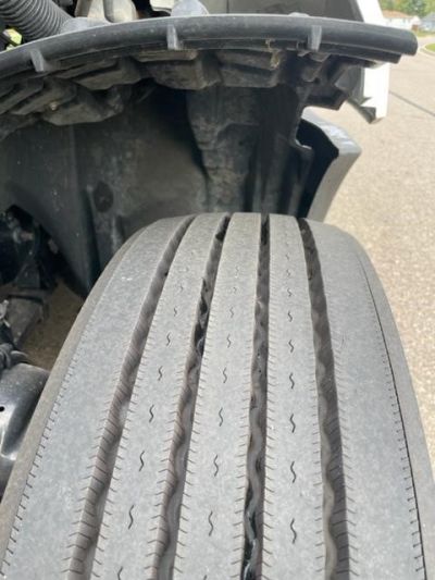 USED 2018 FREIGHTLINER CASCADIA 126 SLEEPER TRUCK #$vid