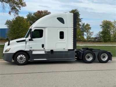USED 2018 FREIGHTLINER CASCADIA 126 SLEEPER TRUCK #$vid
