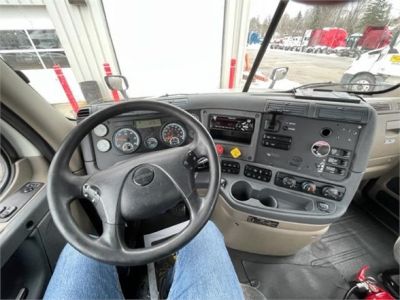 USED 2016 FREIGHTLINER CASCADIA 125 DAYCAB TRUCK #$vid
