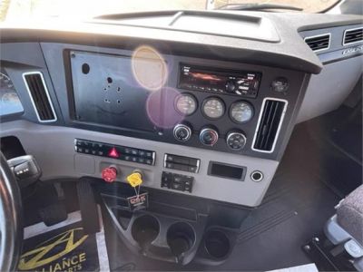 USED 2019 FREIGHTLINER CASCADIA 126 SLEEPER TRUCK #$vid