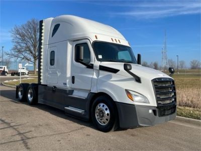 USED 2019 FREIGHTLINER CASCADIA 126 SLEEPER TRUCK #$vid