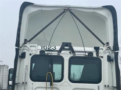 USED 2017 FREIGHTLINER CASCADIA 125 DAYCAB TRUCK #$vid